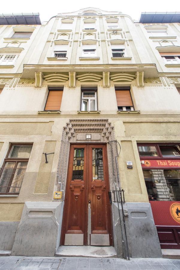 Kaz7 Kazinczy Apartment ブダペスト エクステリア 写真